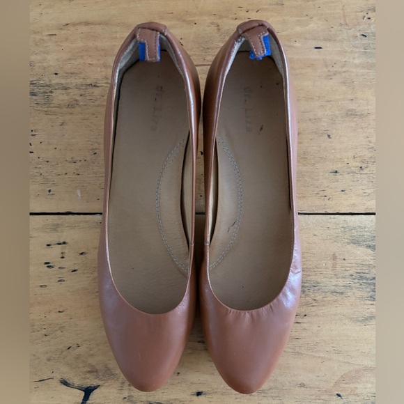 Dr. Liza sneaker pumps size 9 in VGUC - Picture 2 of 8